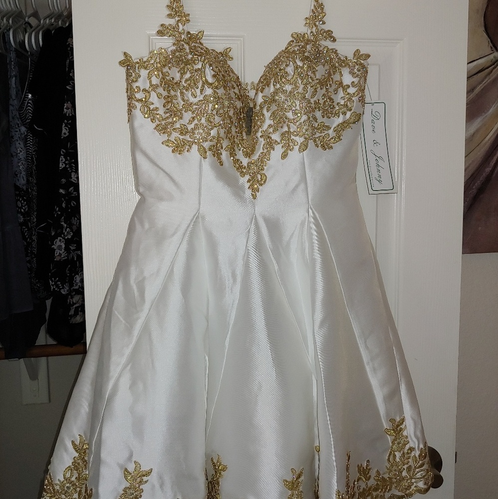 Dave and Johnny homecoming dress